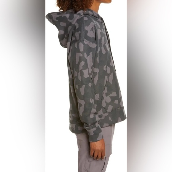 NWT! Zella Oversized Camo Cara Everyday Print Hoodie XXS - Picture 2 of 5